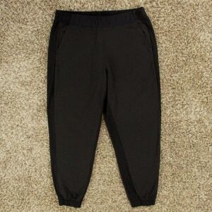 Athleta Joggers Women's 12 Black Textured Brooklyn Jogger Nylon Stretch Athletic